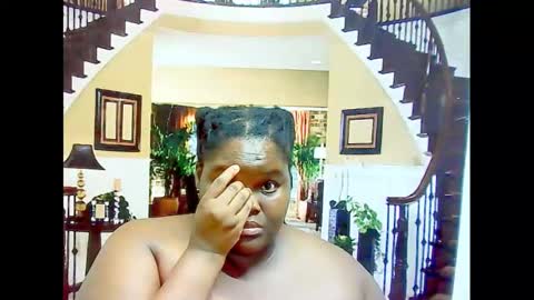 ebonyhotbuns4u2luv online show from February 18, 2025, 6:47 pm