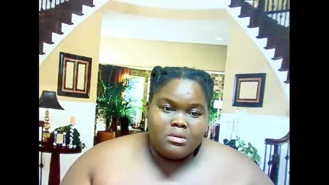 ebonyhotbuns4u2luv online show from February 19, 2025, 6:11 am