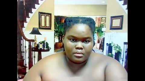 ebonyhotbuns4u2luv online show from February 22, 2025, 7:01 am