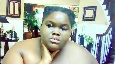 ebonyhotbuns4u2luv online show from February 22, 2025, 10:40 am