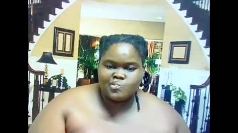 ebonyhotbuns4u2luv online show from February 25, 2025, 1:06 pm
