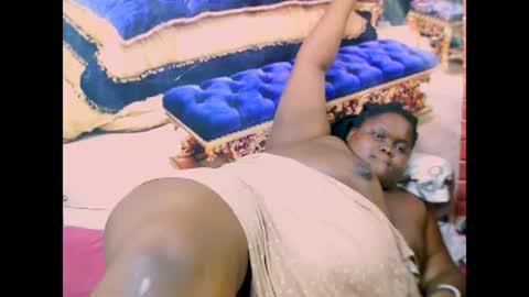 ebonyhotbuns4u2luv online show from March 11, 2025, 12:33 am