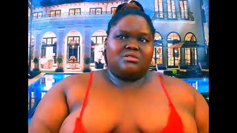 ebonyhotbuns4u2luv online show from April 28, 2026, 6:46 pm