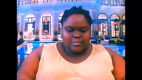 ebonyhotbuns4u2luv online show from May 7, 2026, 7:14 am