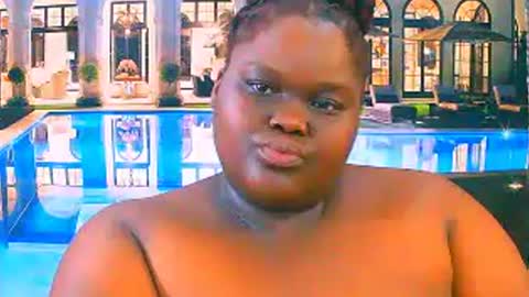 ebonyhotbuns4u2luv online show from August 5, 2026, 5:10 am