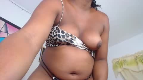 Snapshot of ebonyjdore chatting on December 21, 2024, 7:13 am rosmary online show from December 21, 2024, 7:13 am