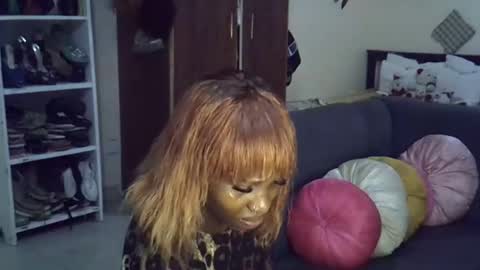 ebonykiki online show from December 17, 2024, 7:26 pm