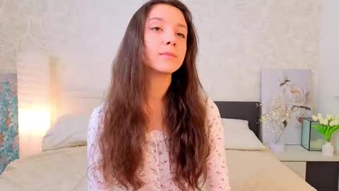 Snapshot of ebonyleibenstein chatting on October 23, 2025, 3:06 am Milly online show from October 23, 2025, 3:06 am