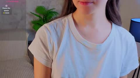 Milly online show from November 29, 2025, 3:31 am