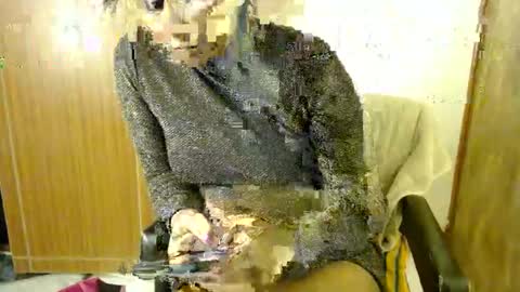 ebonylolo online show from December 9, 2024, 2:24 am