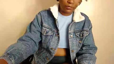 ebonylolo online show from December 24, 2024, 9:55 pm