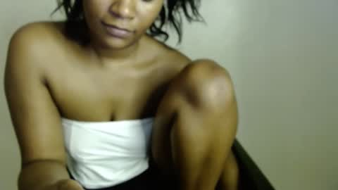 ebonylolo online show from January 31, 2025, 6:13 am