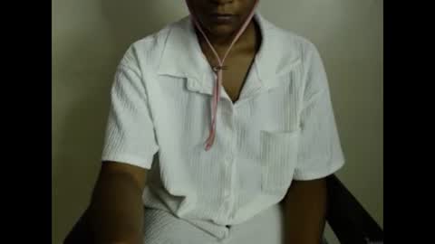 ebonylolo online show from February 1, 2025, 6:43 am