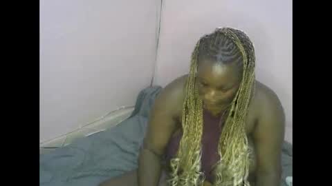 ebonymayahh online show from May 17, 2026, 12:01 pm