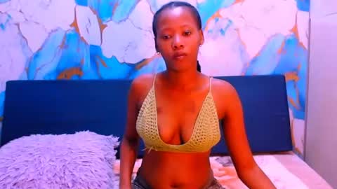 ebonypretty4u online show from September 16, 2025, 6:47 am