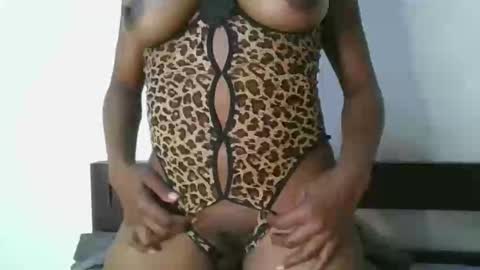 ebonyslut09 online show from February 28, 2026, 8:43 pm