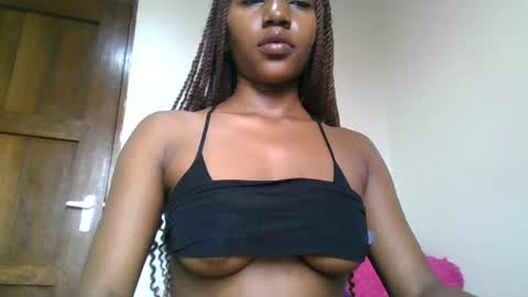 Snapshot of ebonyslut09 chatting on July 14, 2026, 10:21 am ebonyslut09 online show from July 14, 2026, 10:21 am