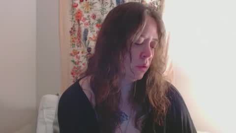 Snapshot of echosol17 chatting on April 26, 2026, 10:46 am Weird Echo online show from April 26, 2026, 10:46 am