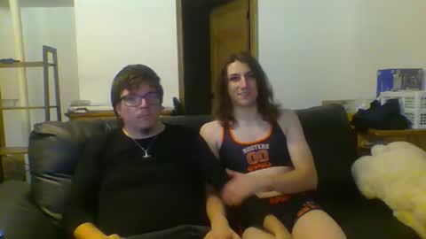 echowulf96 online show from November 3, 2025, 3:24 pm