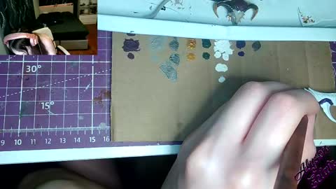 Snapshot of eclair_alyson chatting on March 26, 2026, 11:32 pm Alyson Eclair online show from March 26, 2026, 11:32 pm