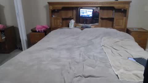 Snapshot of eclipsejs9 chatting on April 6, 2026, 10:38 am Josie Summers online show from April 6, 2026, 10:38 am