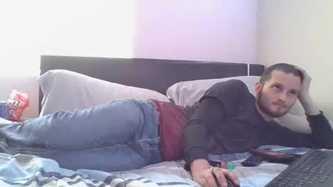 eclipticice94 online show from December 3, 2025, 8:51 pm