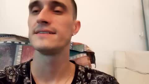 Edd Gallego online show from November 9, 2025, 5:17 am