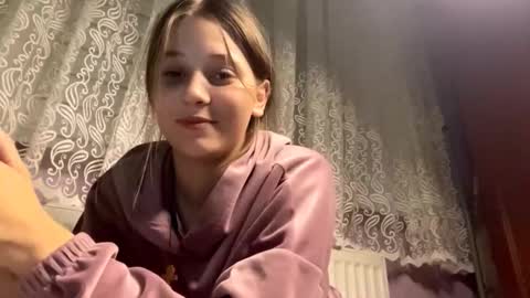 Snapshot of edafudge chatting on October 18, 2025, 7:47 pm Kaith online show from October 18, 2025, 7:47 pm