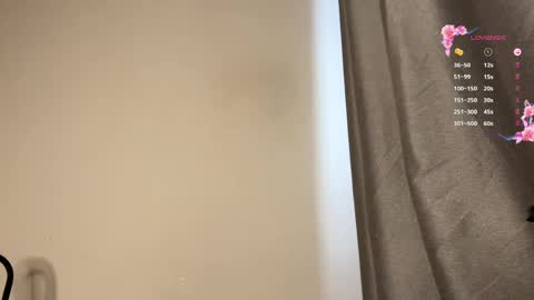 Mia online show from April 5, 2026, 7:49 am