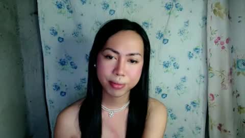 eddfox001 online show from April 26, 2026, 2:37 pm