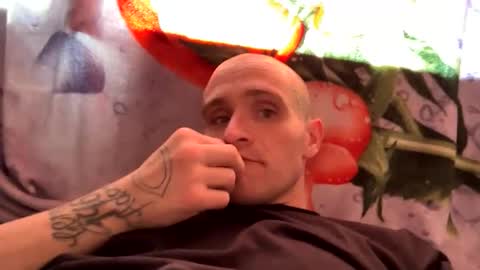 eddie90san online show from January 12, 2026, 5:51 pm
