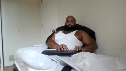 Snapshot of eddiejonez chatting on October 31, 2025, 4:19 pm eddiejonez online show from October 31, 2025, 4:19 pm