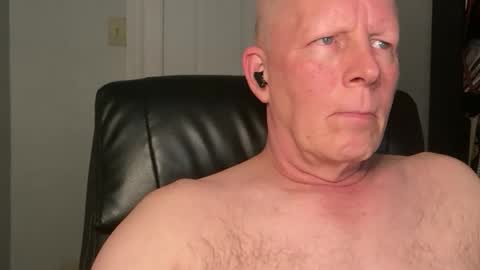 Eddy online show from November 14, 2025, 5:39 am