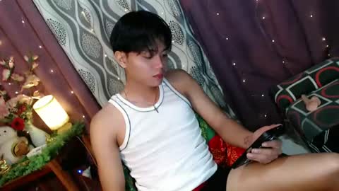 edelcum_xx online show from February 26, 2025, 3:52 pm