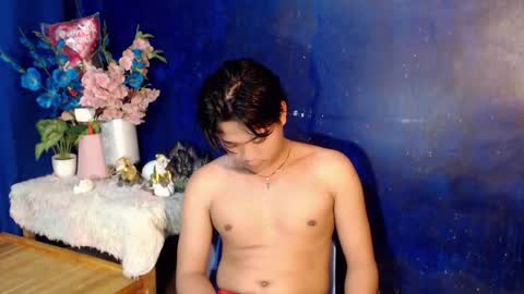 edelcum_xx online show from November 30, 2025, 8:46 pm