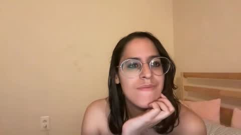 Snapshot of edelia_princess chatting on May 26, 2026, 5:03 am edelia online show from May 26, 2026, 5:03 am