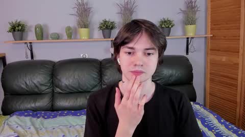 Edgar online show from November 1, 2025, 9:06 pm