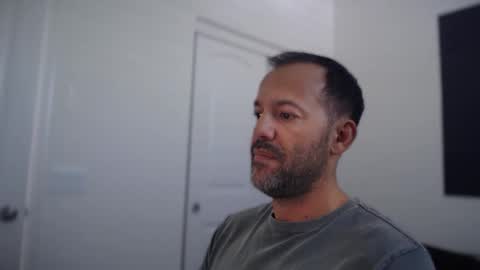 Snapshot of edge_masters chatting on November 8, 2025, 7:34 pm EdgeM online show from November 8, 2025, 7:34 pm