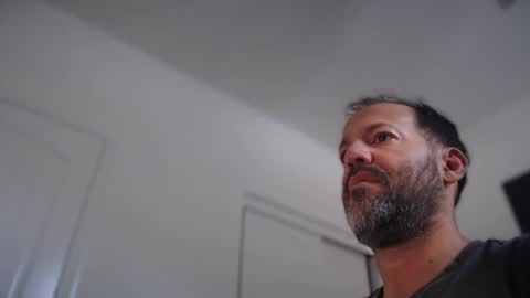 Snapshot of edge_masters chatting on December 22, 2025, 10:29 pm EdgeM online show from December 22, 2025, 10:29 pm