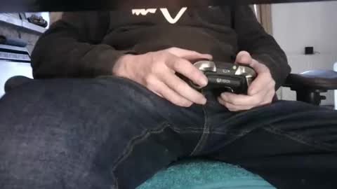 Snapshot of edged_biker chatting on February 18, 2026, 4:25 pm edged biker online show from February 18, 2026, 4:25 pm