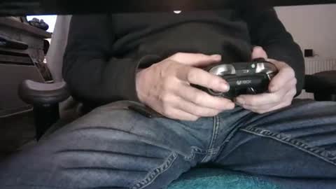 Snapshot of edged_biker chatting on February 23, 2026, 10:18 pm edged biker online show from February 23, 2026, 10:18 pm