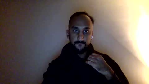 Snapshot of edgeuk1 chatting on September 12, 2025, 8:53 pm edgeuk1 online show from September 12, 2025, 8:53 pm