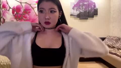 Eri online show from March 20, 2026, 6:13 pm