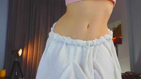 Im Sally  Im new here   lets meet online show from February 2, 2025, 9:19 am
