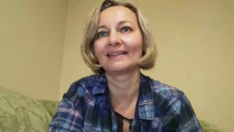 edithmanning online show from December 9, 2024, 10:22 am