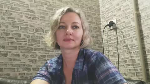 edithmanning online show from December 12, 2024, 10:45 am