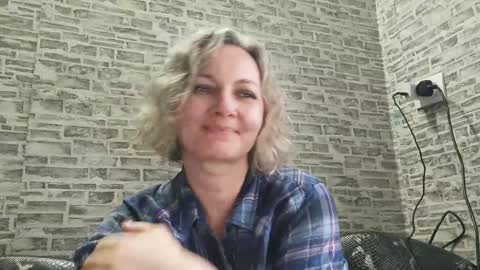 edithmanning online show from January 13, 2025, 10:58 am