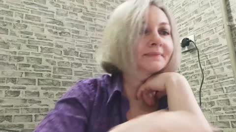 edithmanning online show from February 3, 2025, 6:34 am