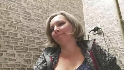 edithmanning online show from February 15, 2025, 5:39 pm