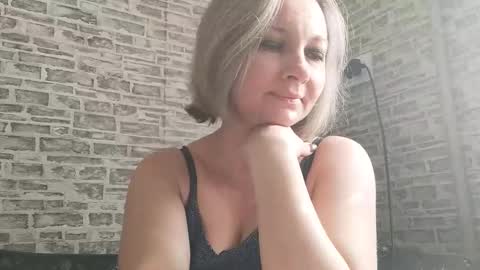 edithmanning online show from February 23, 2025, 6:49 am